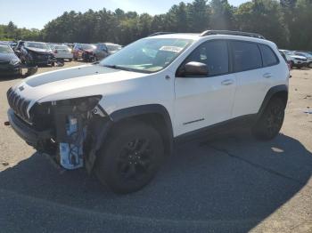  Salvage Jeep Cherokee