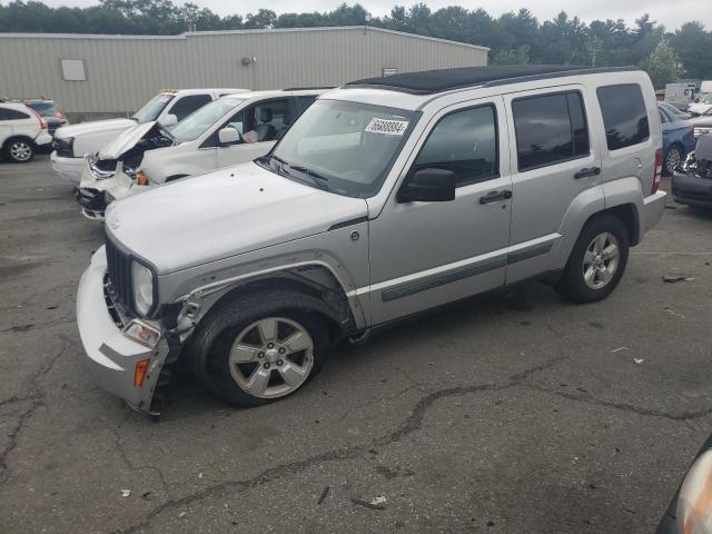  Salvage Jeep Liberty