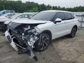  Salvage Mitsubishi Outlander