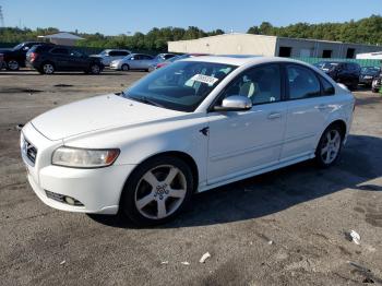  Salvage Volvo S40