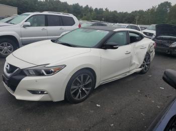  Salvage Nissan Maxima