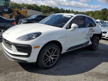  Salvage Porsche Macan Base