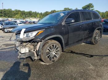  Salvage Toyota Highlander