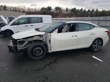  Salvage Nissan Maxima