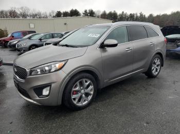  Salvage Kia Sorento