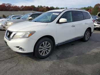  Salvage Nissan Pathfinder