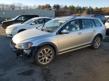  Salvage Volkswagen Golf