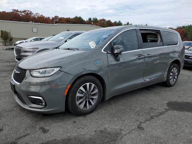  Salvage Chrysler Pacifica