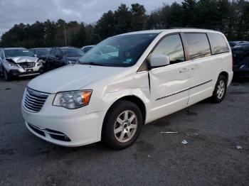  Salvage Chrysler Minivan