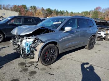  Salvage Cadillac XT6