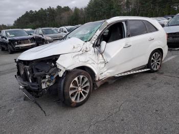  Salvage Kia Sorento