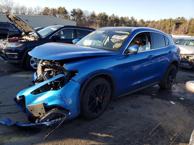  Salvage Alfa Romeo Stelvio