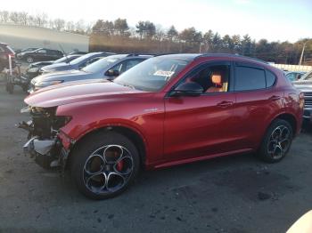  Salvage Alfa Romeo Stelvio