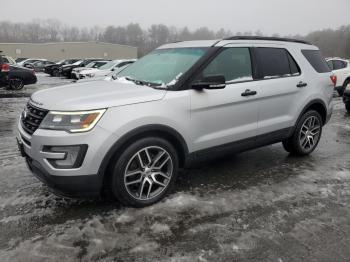  Salvage Ford Explorer