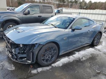  Salvage Ford Mustang