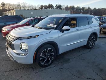  Salvage Mitsubishi Outlander