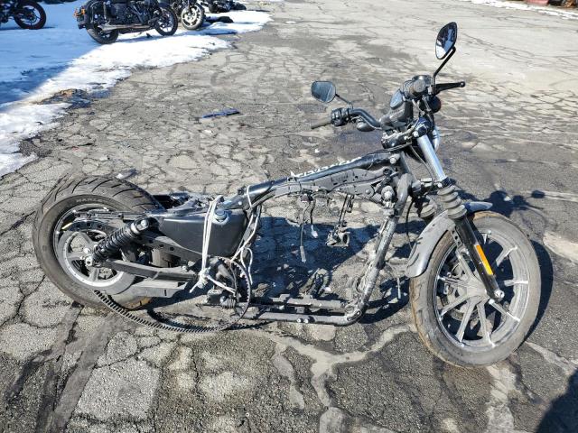  Salvage Harley-Davidson Xl883 N