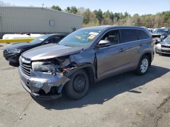  Salvage Toyota Highlander