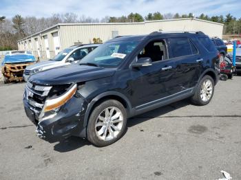  Salvage Ford Explorer