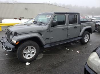  Salvage Jeep Gladiator