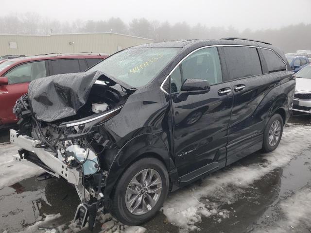  Salvage Toyota Sienna
