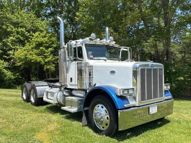  Salvage Peterbilt 379