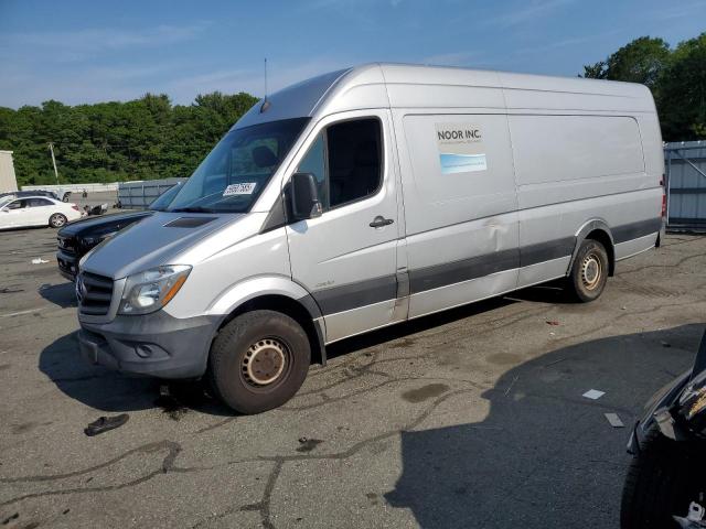  Salvage Mercedes-Benz Sprinter