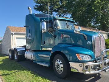  Salvage Kenworth Constructi