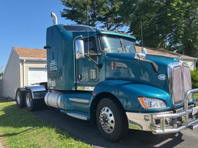  Salvage Kenworth Constructi