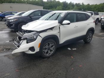  Salvage Kia Seltos
