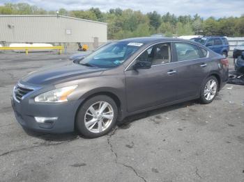  Salvage Nissan Altima