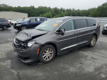  Salvage Chrysler Pacifica