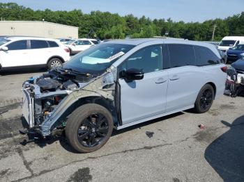  Salvage Honda Odyssey