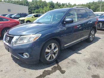  Salvage Nissan Pathfinder