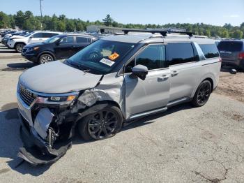  Salvage Kia Carnival