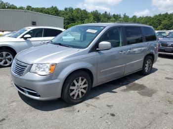  Salvage Chrysler Minivan