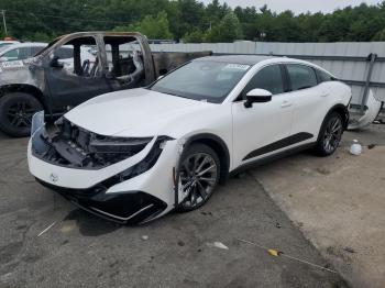  Salvage Toyota Crown Xle