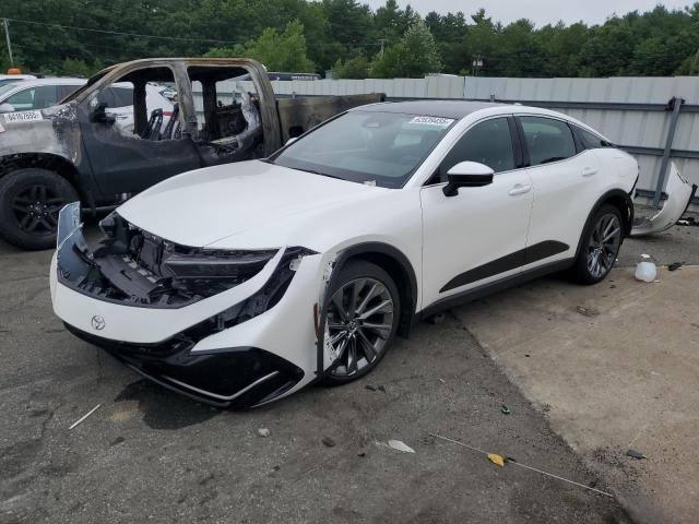  Salvage Toyota Crown Xle
