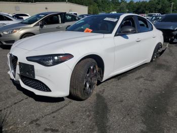 Salvage Alfa Romeo Giulia