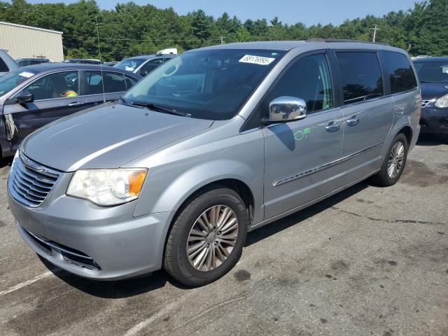  Salvage Chrysler Minivan