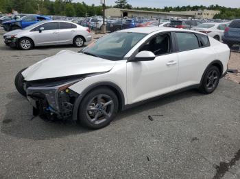 Salvage Kia K4 Lx