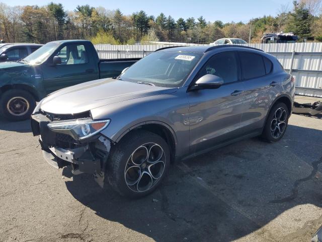  Salvage Alfa Romeo Stelvio