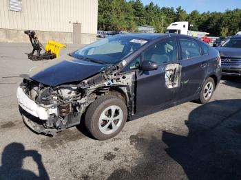  Salvage Toyota Prius