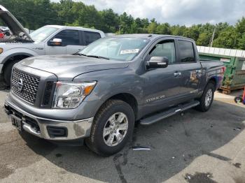  Salvage Nissan Titan