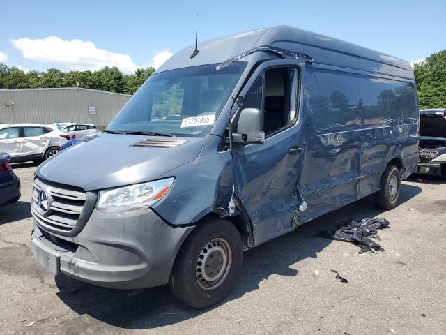  Salvage Mercedes-Benz Sprinter
