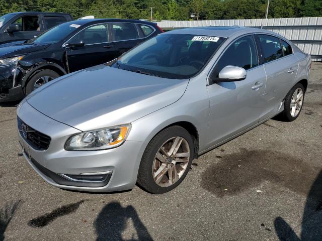  Salvage Volvo S60