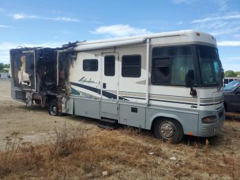  Salvage Workhorse Custom Cha Motorhome