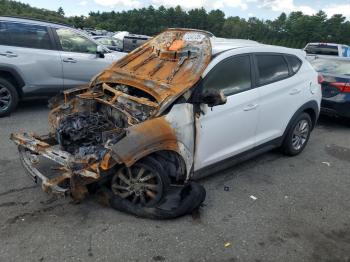  Salvage Hyundai TUCSON