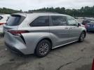 Toyota Sienna Le Image 5