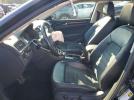 Volkswagen Passat Sel Image 9
